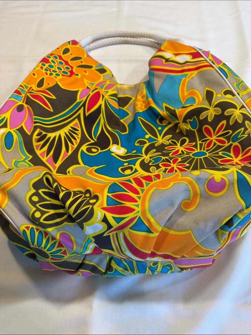 Trina Turk Hobo Tote Bag Multicolor Floral Canvas Gold Logo Beach Pool Vacay - Picture 12 of 14